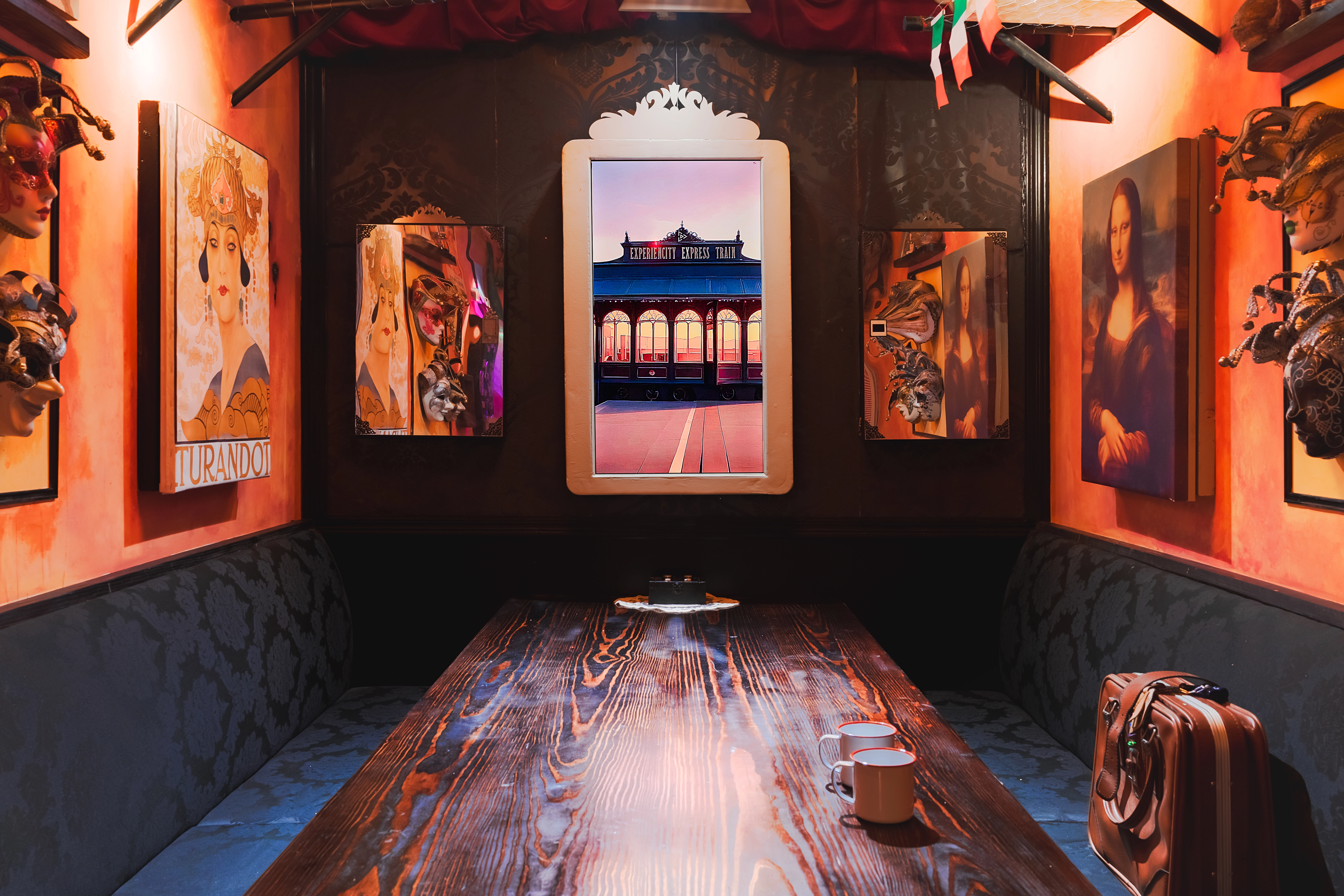 Vagón Italiano - Gastroescaperoom - Un plan para días lluviosos. Restaurante temático