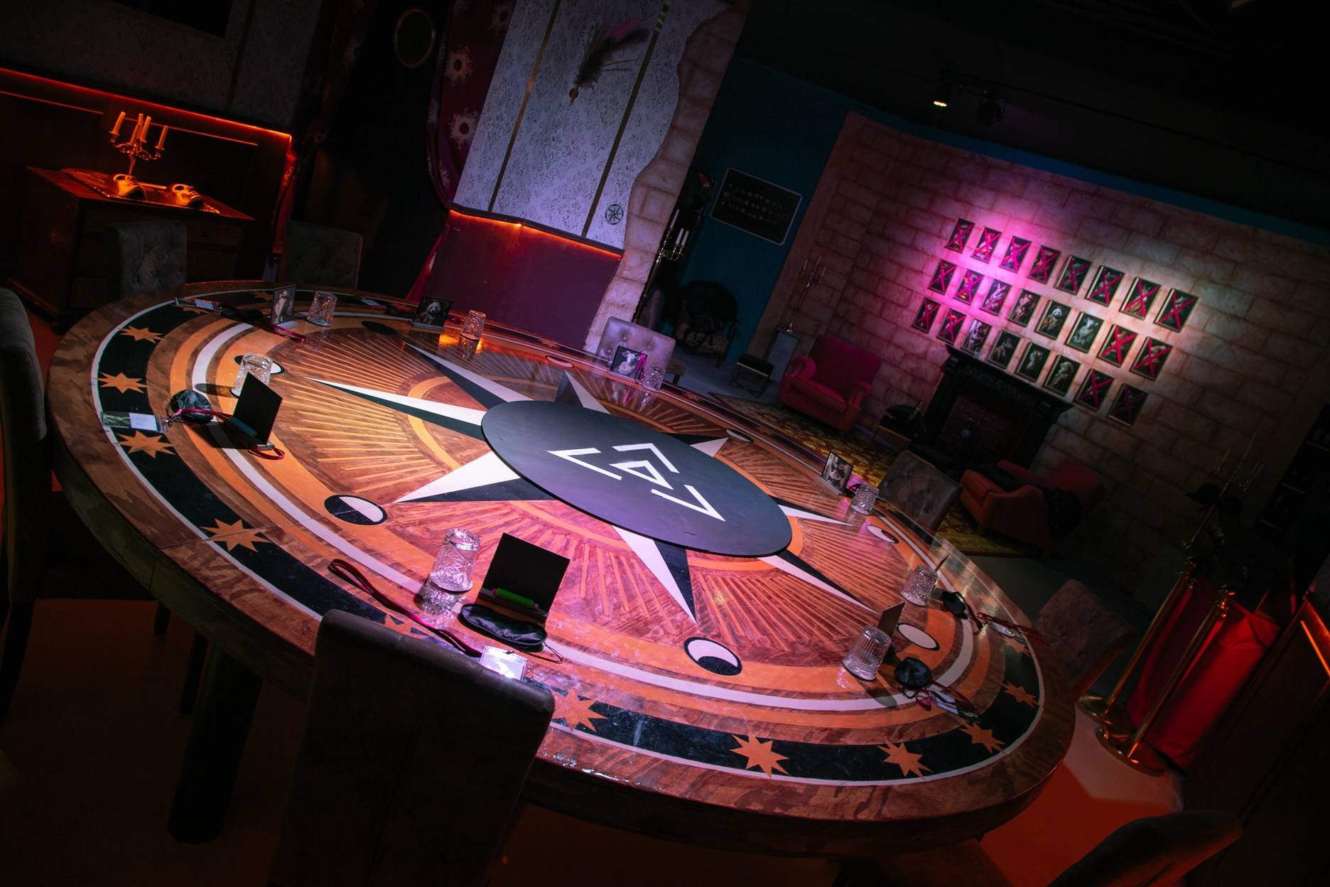 Impostores - Juegos para grupos grandes en Madrid