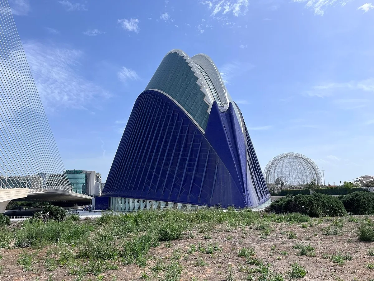 CaixaForum València, en la Ciutat de les Arts i les Ciències