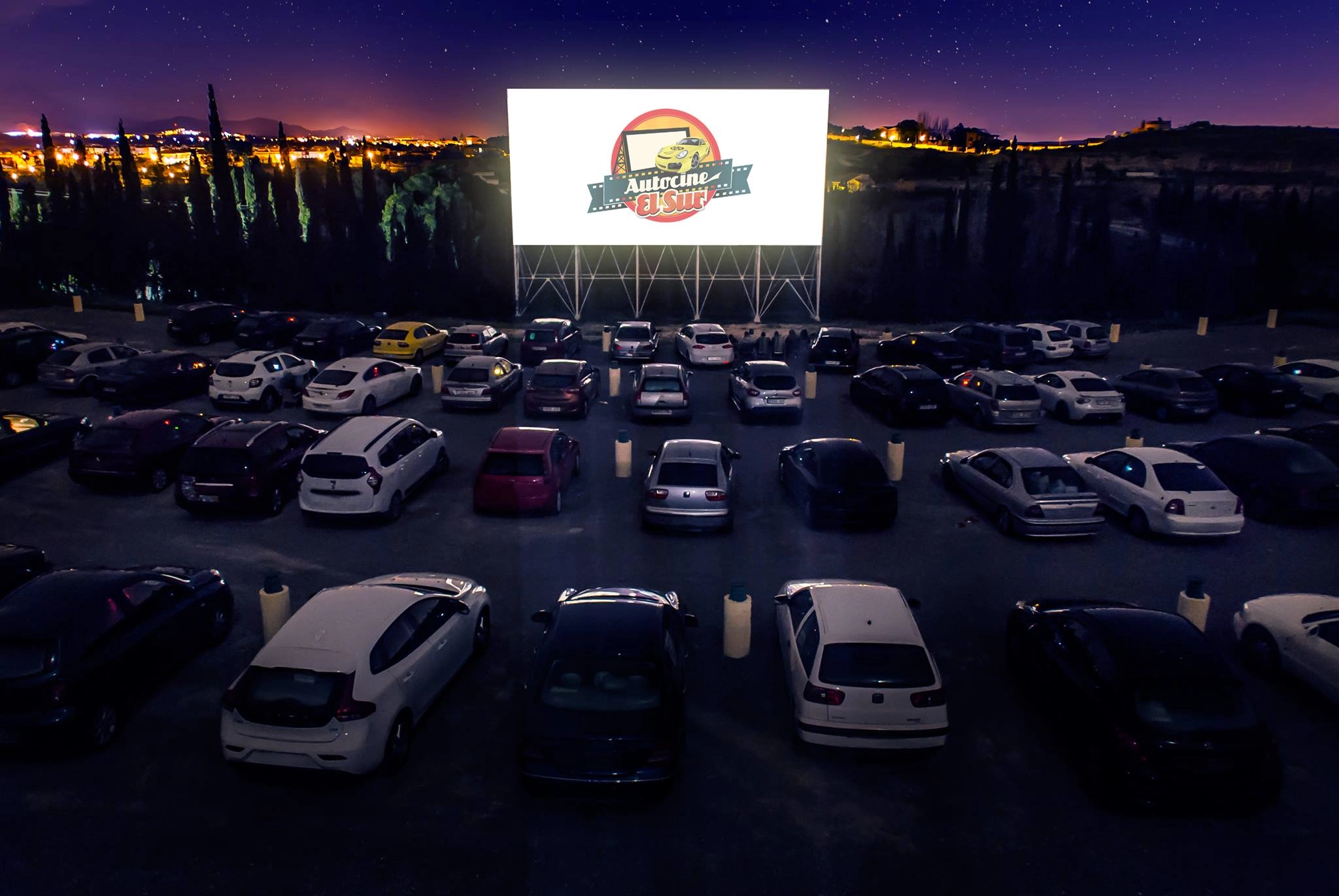 Cine con niños al aire libre (desde el coche) en Alicante, un al puro estilo americano