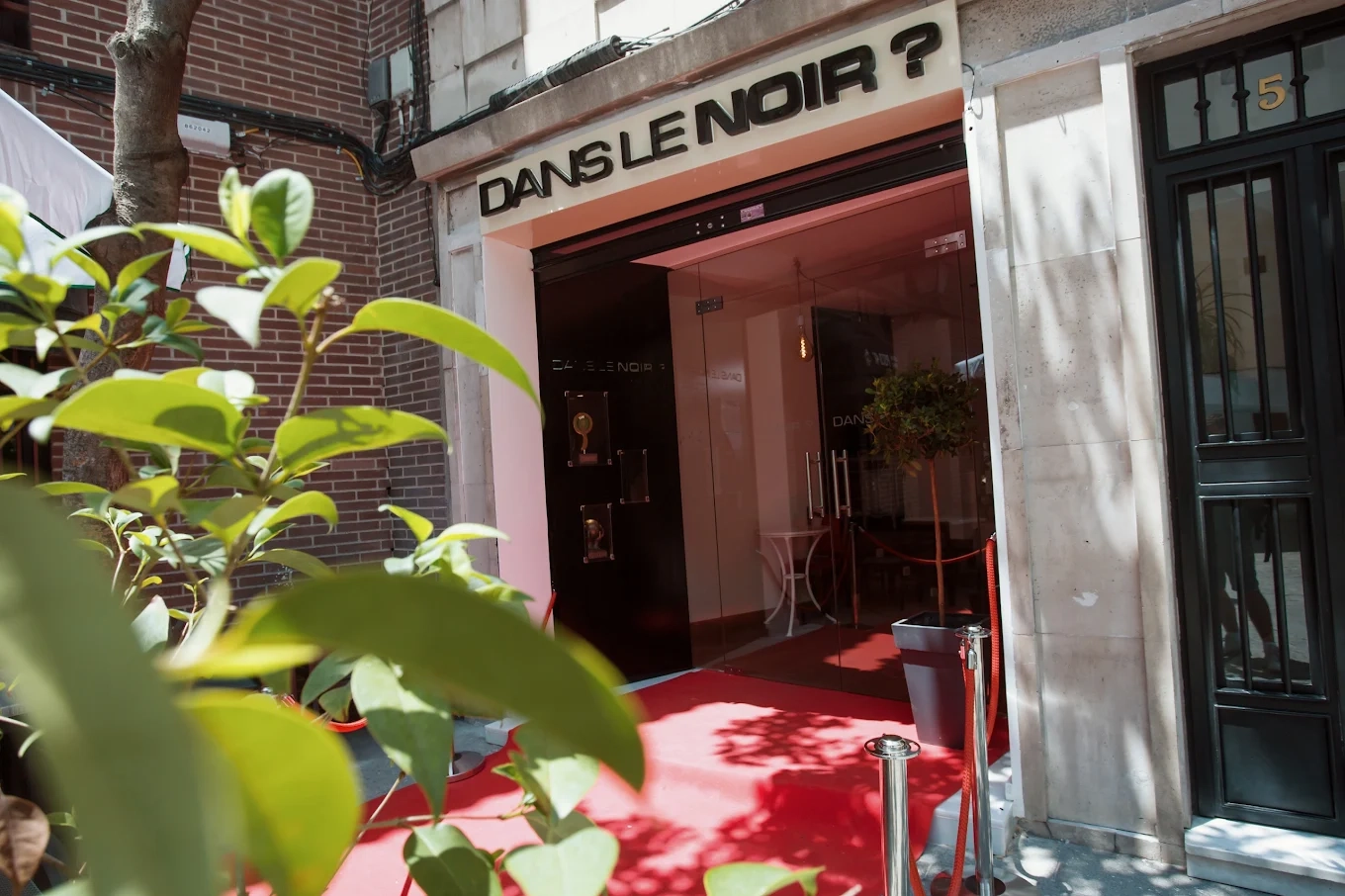 Dans Le Noir - Restaurantes Temáticos en Madrid